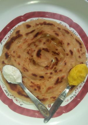 बटर लच्छा पराठा रेसिपी चे मुख्य फोटो 