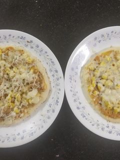 গোল্ডেন ডিলাইট পিজ্জা (ভেজ ও নন ভেজ) (golden delight pizza recipe in Bengali) রেসিপির প্রধান ছবি