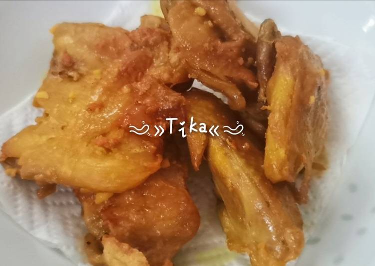 10.Ayam Goreng Bumbu Kuning (Recook resep Laila)