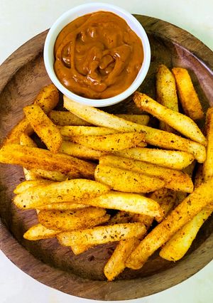 A picture of Peri peri fries.