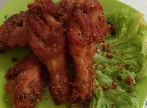Foto resep Ayam goreng lengkuas (ayam ungkep bumbu kuning jtt)