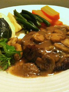 Foto resep Scotch Fillet Steak With Mushroom Gravy