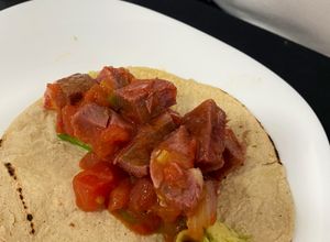 Una foto de De lengua me como... varios tacos!!