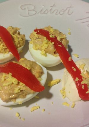Foto principal de Huevos rellenos de mi abuela