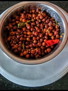 கருப்பு கொண்டை கடலை சுண்டல்(sundal recipe in tamil) செய்முறை முக்கிய புகைப்படம்