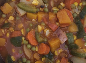 Una foto de Cazuela de verduras vegetariana vegana deliciosa, saludable, light y muy fácil!
