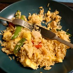 A picture of Thai egg fried rice.