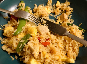 A picture of Thai egg fried rice.