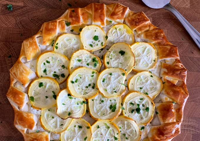 ☆Tarte Rustique aux Courgettes Jaunes☆