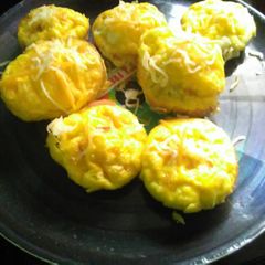 A picture of Simple egg & ham muffins.