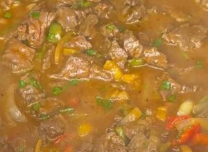 Una foto de Churrasco guisado
