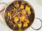 Simple beef bowl (nikujaga)