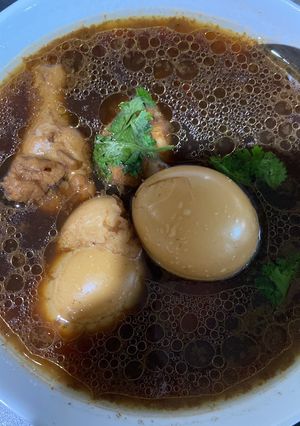 รูปของ ไข่พะโล้ +น่องไก่ ผงพะโล้รสดี (เบบี้)