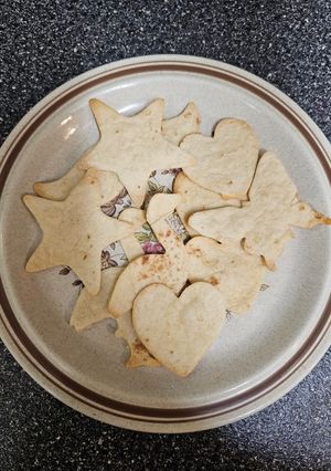 A picture of Fun Shape Tortilla Chips.