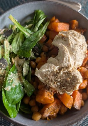 Une photo de Bowl houmous et patate douce