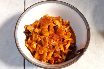 Resep Ayam Suwir Pedes Manis Anti Gagal