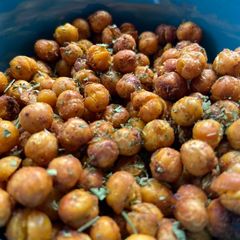 A picture of Air-Fried Chana Masala Chickpeas.