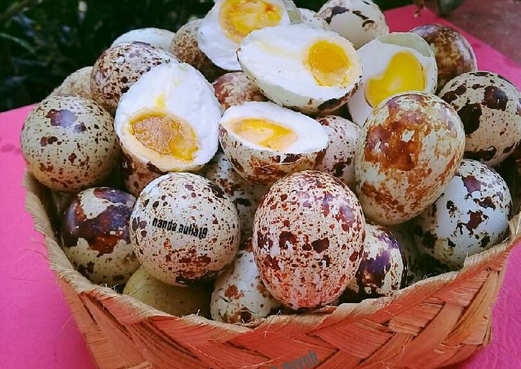 Cara Gampang Menyiapkan Telor asin puyuh rasa bawang pedas🐣🐣 yang Sempurna