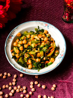 A picture of Thai Chickpea Salad.