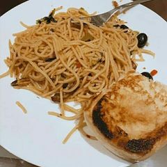 A picture of Maggi.