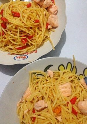 Foto resep Spaghetti Aglio e Olio with Salmon