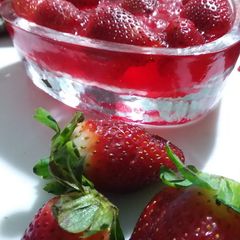 A picture of Strawberry Jelly.