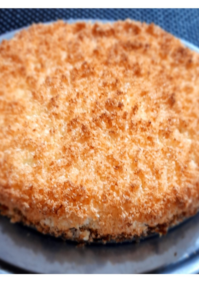 Una foto de Tarta de coco y dulce de leche 🥥