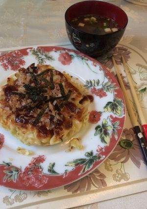 A picture of Okonomiyaki.