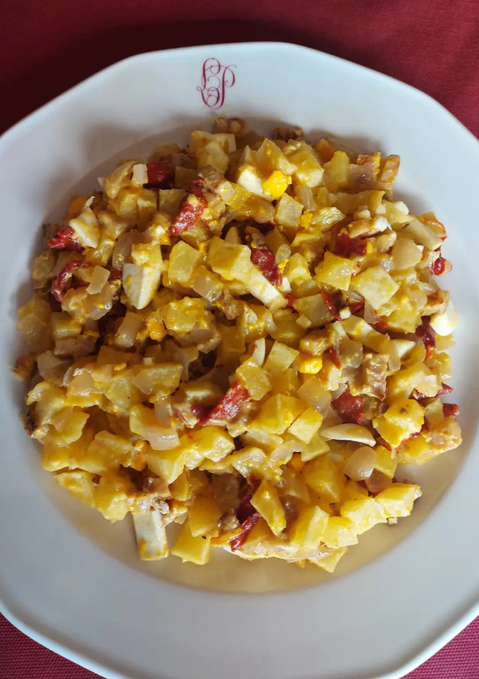 Una foto de Revuelto de patatas