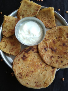 સત્તુ પરાઠા (sattu paratha recipe in gujarati) રેસીપી મુખ્ય ફોટો