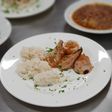 Calamares rellenos de langostinos con arroz