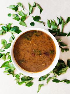 கறிவேப்பிலை ரசம் (Curry leaves rasam) செய்முறை முக்கிய புகைப்படம்