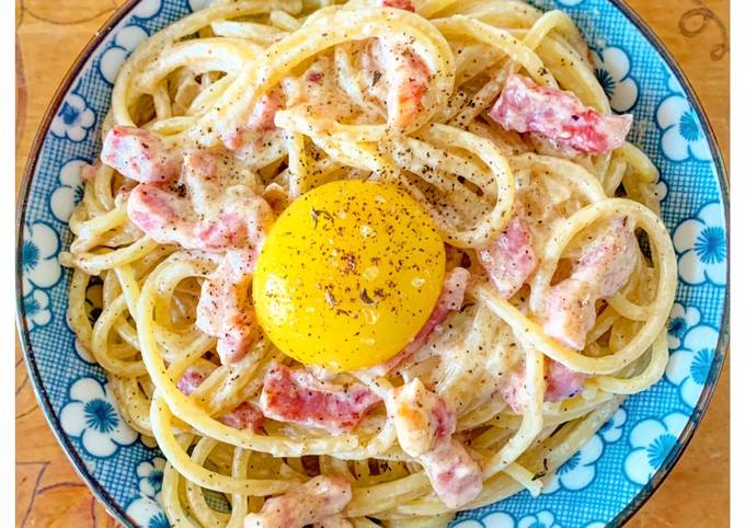 Spaghettis à la carbonara