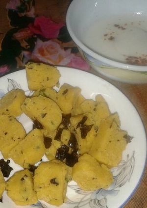 A picture of Khandavi.