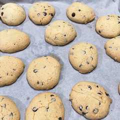 Una foto de #653 Biscotti con gocce di cioccolato glutenfree 🍪🍫🥚