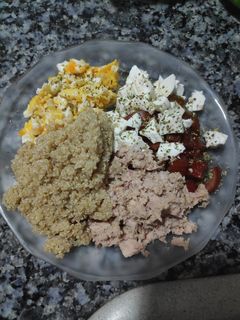 Una foto de Ensalada alta en proteínas