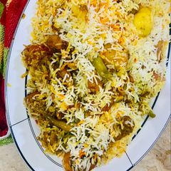 A picture of Jhatphat Chicken biryani.