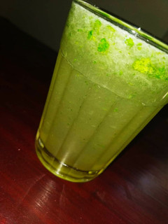 நெல்லிக்காய் ஜூஸ்(Nellikaai juice recipe in tamil) செய்முறை முக்கிய புகைப்படம்