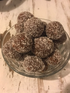 Una foto de Trufas de coco