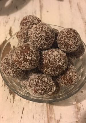 Una foto de Trufas de coco