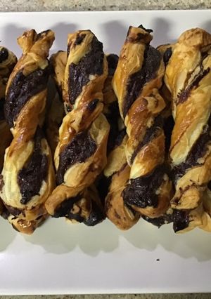 Una foto de Ricitos de hojaldre con crema de chocolate