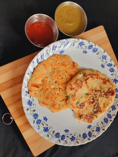 सूजी वेज चीला(suji veg cheela recipe in hindi) रेसिपी मुख्य फोटो