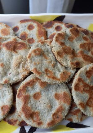 Una foto de Crackers KETO con solo 2 ingredientes