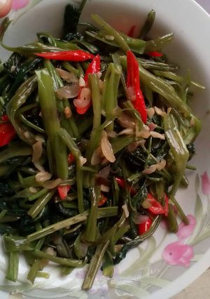 Foto resep Tumis kangkung praktis