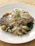 Steak Daging Lokal & Saus Jamur Devina Hermawan