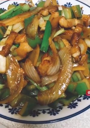 醬炒青椒豬五花 的食譜成品照片