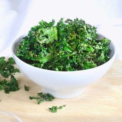 A picture of Healthy Kale Chips.