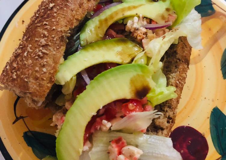 Easy Recipe: Perfect Crab sandwich with whole wheat bread