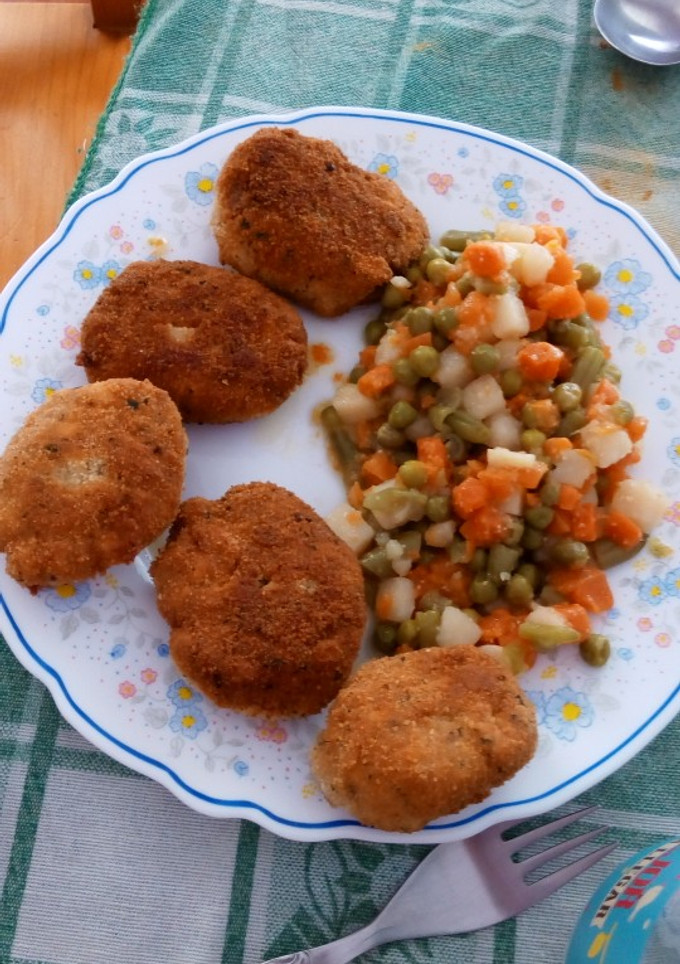 Una foto de Nuggets de tofu y quinoa