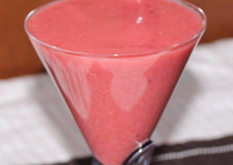 Gazpacho de fresas y cerezas